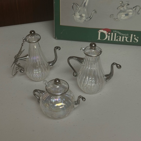Dillards Trimmings Set of 3 Tea pots Blown Glass Ornaments - Picture 4 of 15